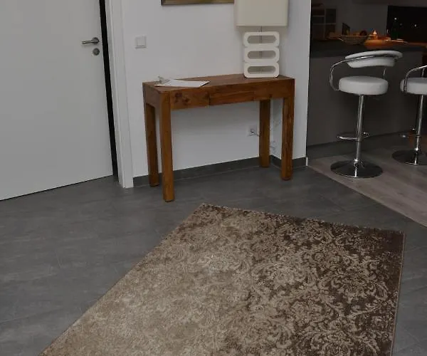 Bisping33 - Beletage *